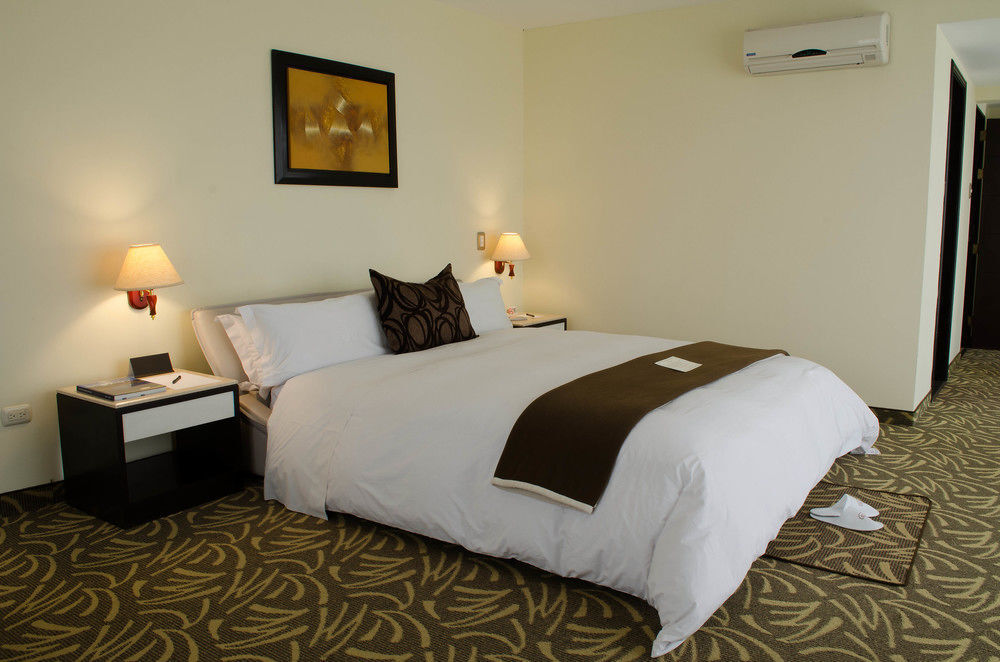 Hotel Nobility Lima Extérieur photo